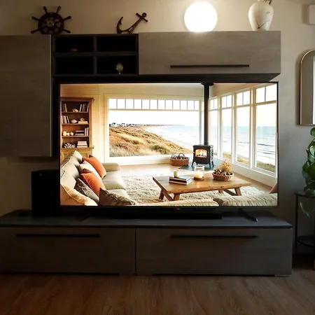 Casa Acquamarina Tra Centro, Mare E Porto بيت للعطل *