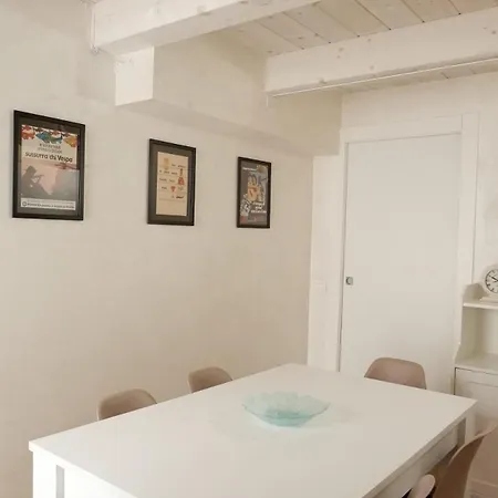 بيت للعطل Casa Acquamarina Tra Centro, Mare E Porto *