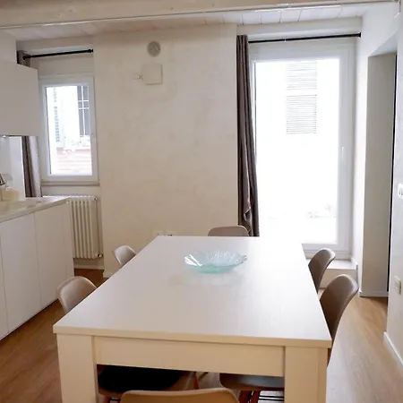 Casa Acquamarina Tra Centro, Mare E Porto بيزارو