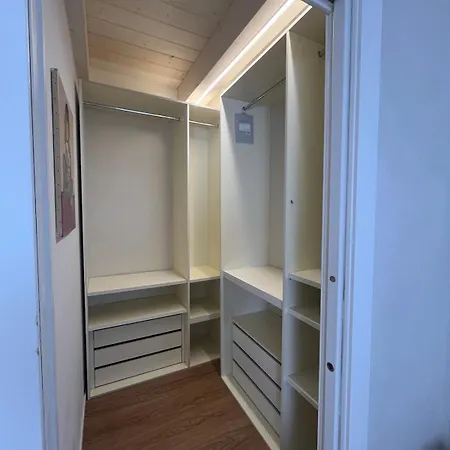 Casa Acquamarina Tra Centro, Mare E Porto