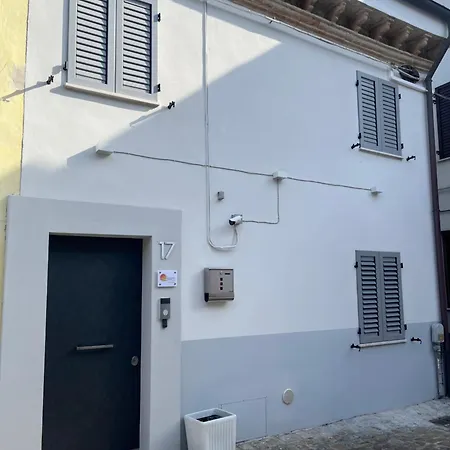 بيت للعطل Casa Acquamarina Tra Centro, Mare E Porto *
